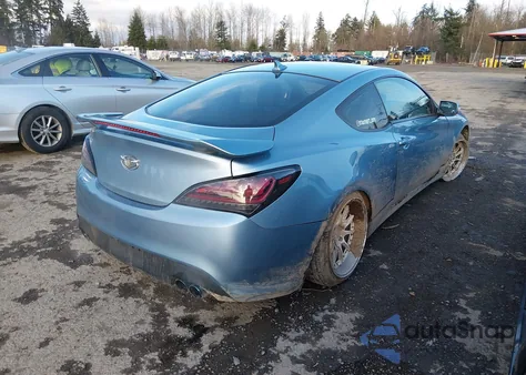 2010 Hyundai Genesis 3.8 Track z USA, uszkodzony, nr VIN KMHHU6KH2AU006952